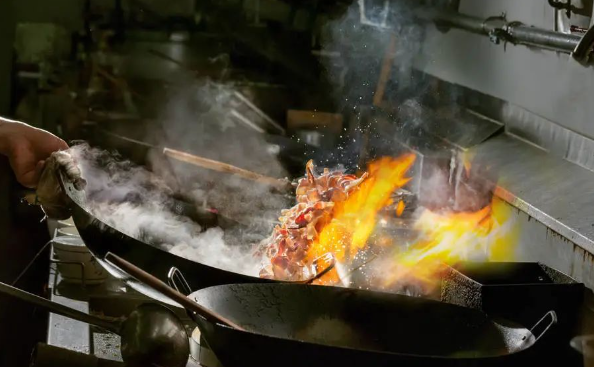 飯店裝了油煙凈化器效果不理想？可能這3個(gè)地方出了問(wèn)題！