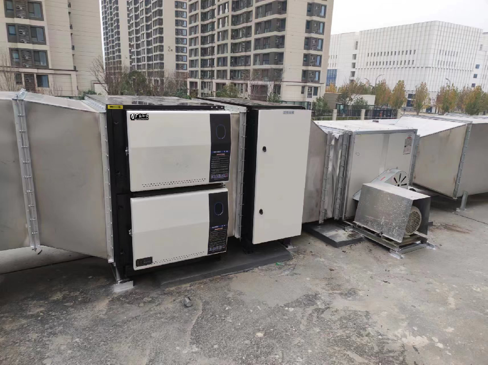 商用油煙凈化器VS家用油煙機(jī)：功能與設(shè)計(jì)的對(duì)決